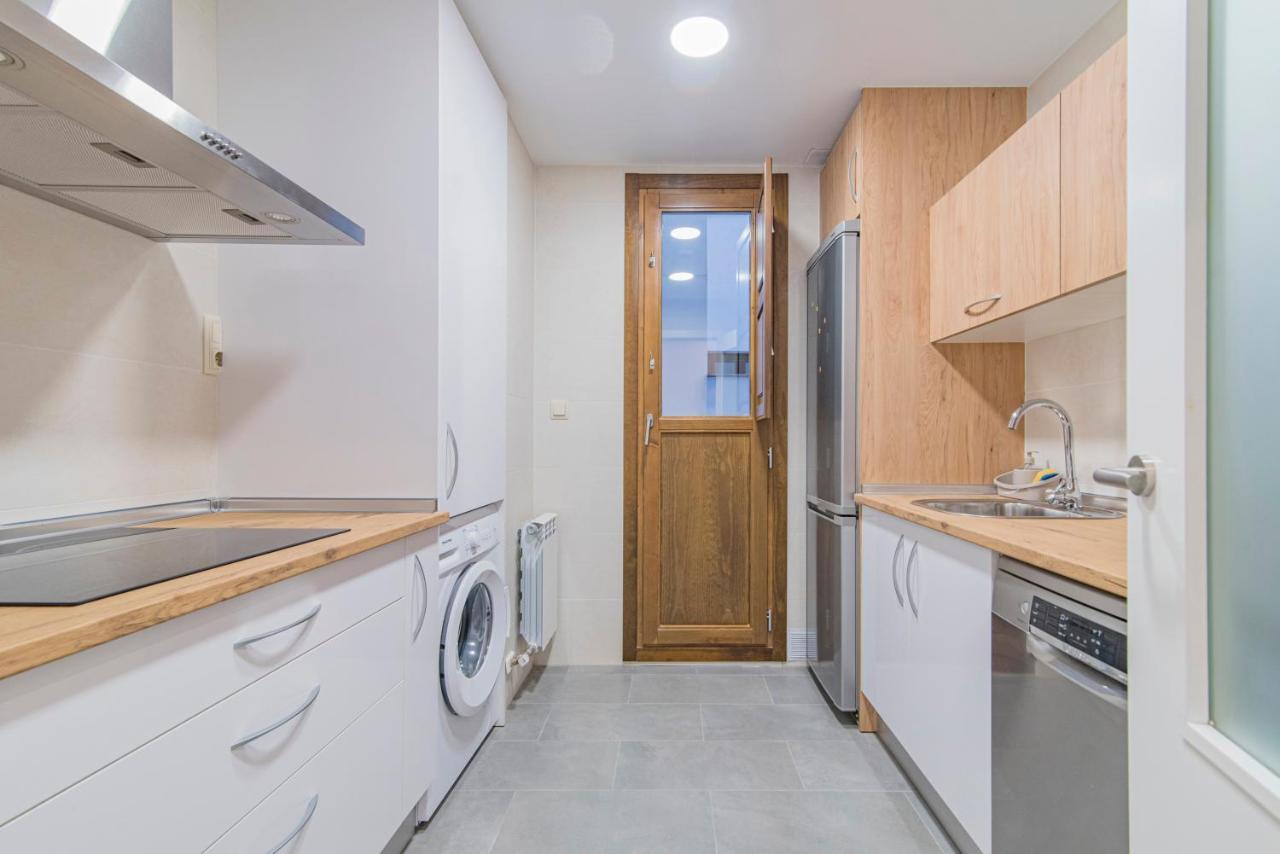 Qh Plaza De La Trinidad Apartment Granada Ngoại thất bức ảnh