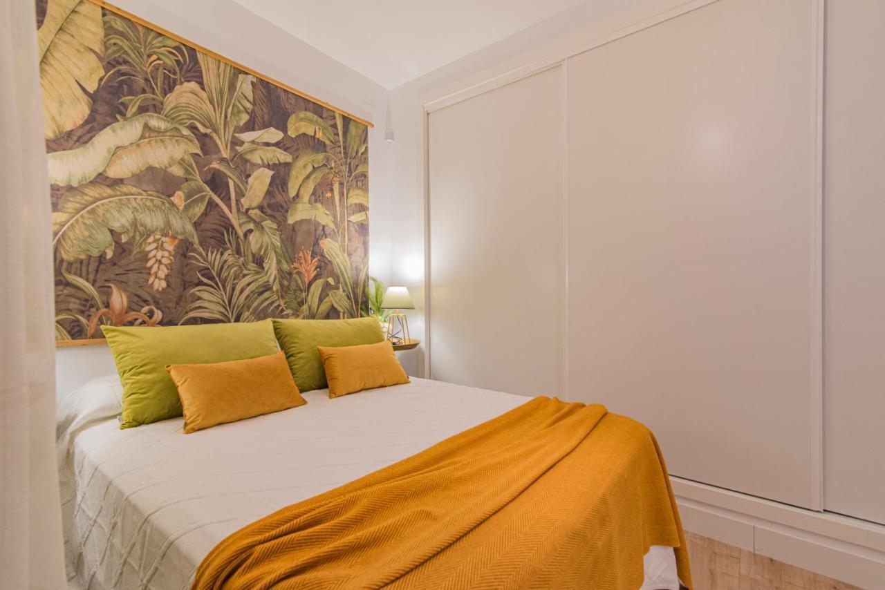 Qh Plaza De La Trinidad Apartment Granada Ngoại thất bức ảnh